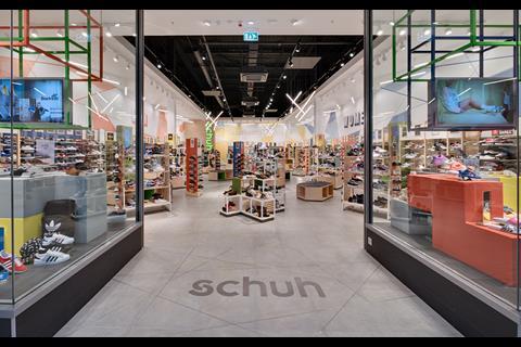Schuh as real-time visibility of all its stock across the company